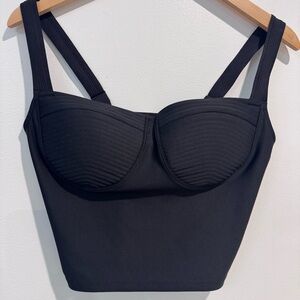 Like new ALO Airlift Turn It Up Bra Tank black size large